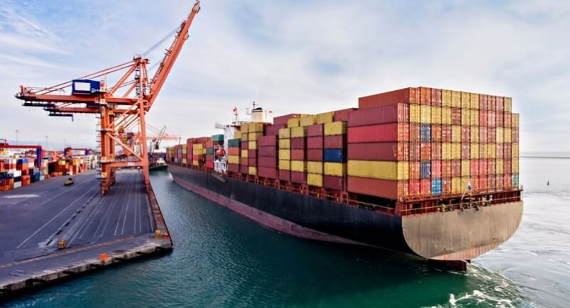 Why Shipowners and Traders Need Shipment Linking Services to Save Time and Cost